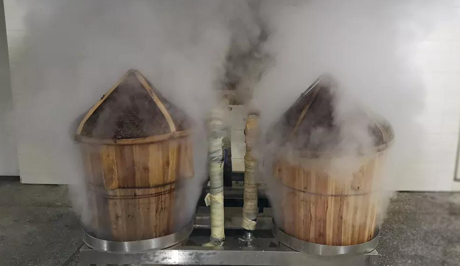 科技釀酒新趨勢，蒸汽發(fā)生器釀酒好幫手！發(fā)酵蒸餾都離不開它